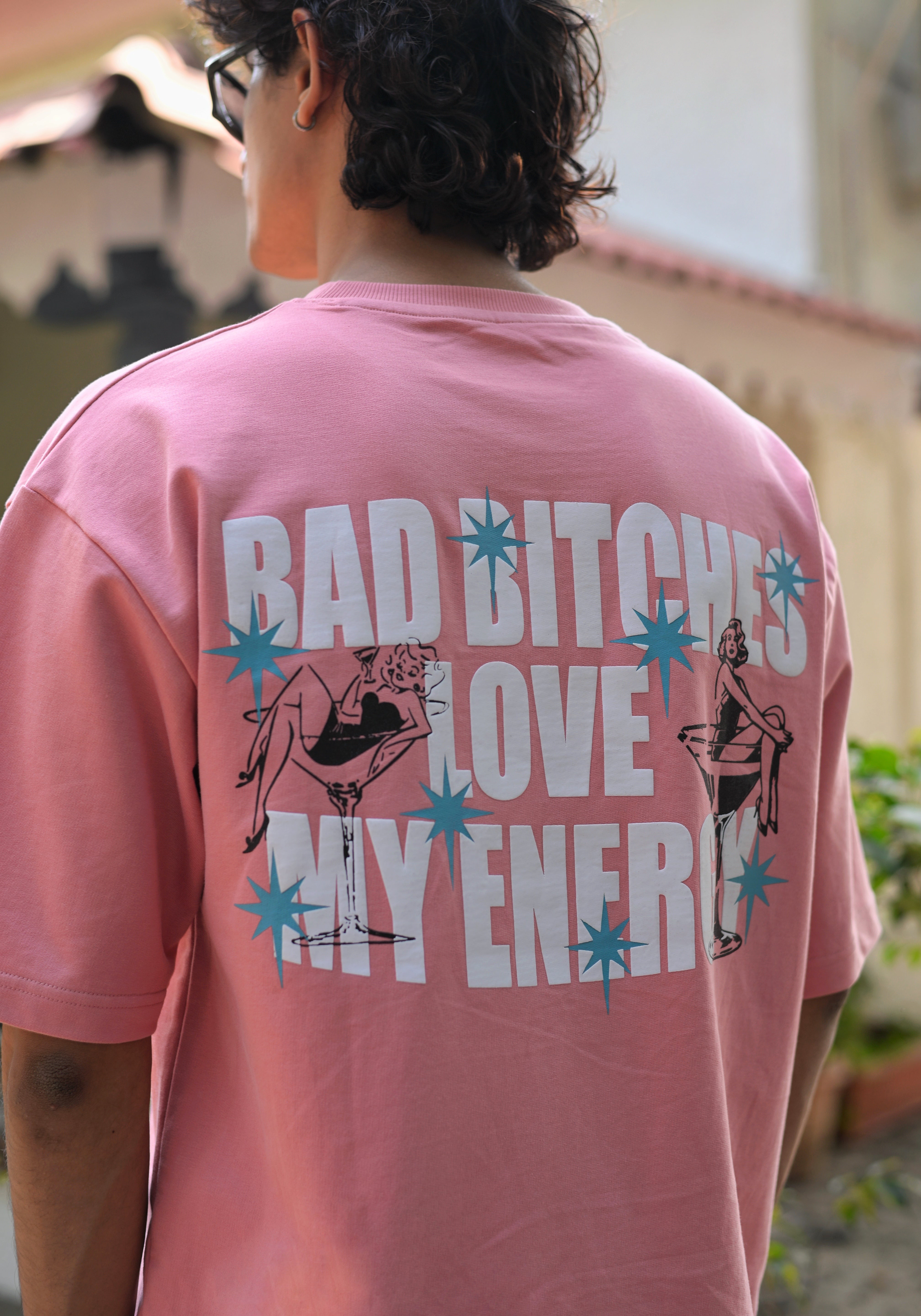BAD BITCHES T-SHIRT